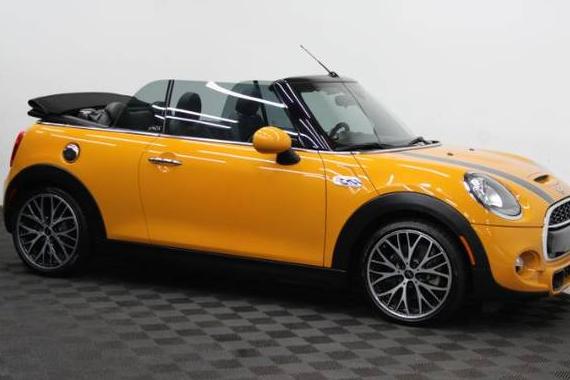MINI COOPER CONVERTIBLE 2016 WMWWG9C54G3A91817 image MINI COOPER CONVERTIBLE 2016 WMWWG9C54G3A91817 image